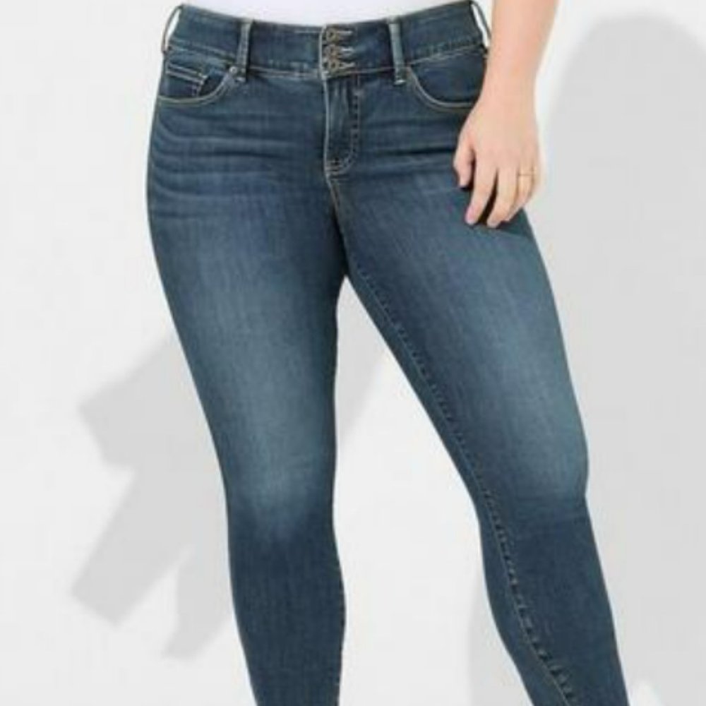 Torrid Jegging Skinny Super Soft High-Rise Dark Wash Size 12